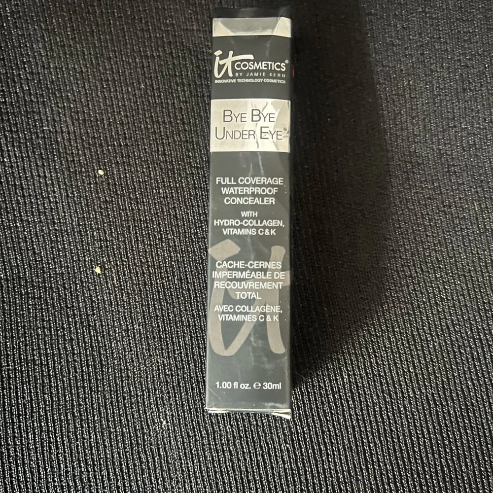 IT Cosmetics Bye Bye Under Eye Full Coverage Concealer Neutral Medium Jumbo Size